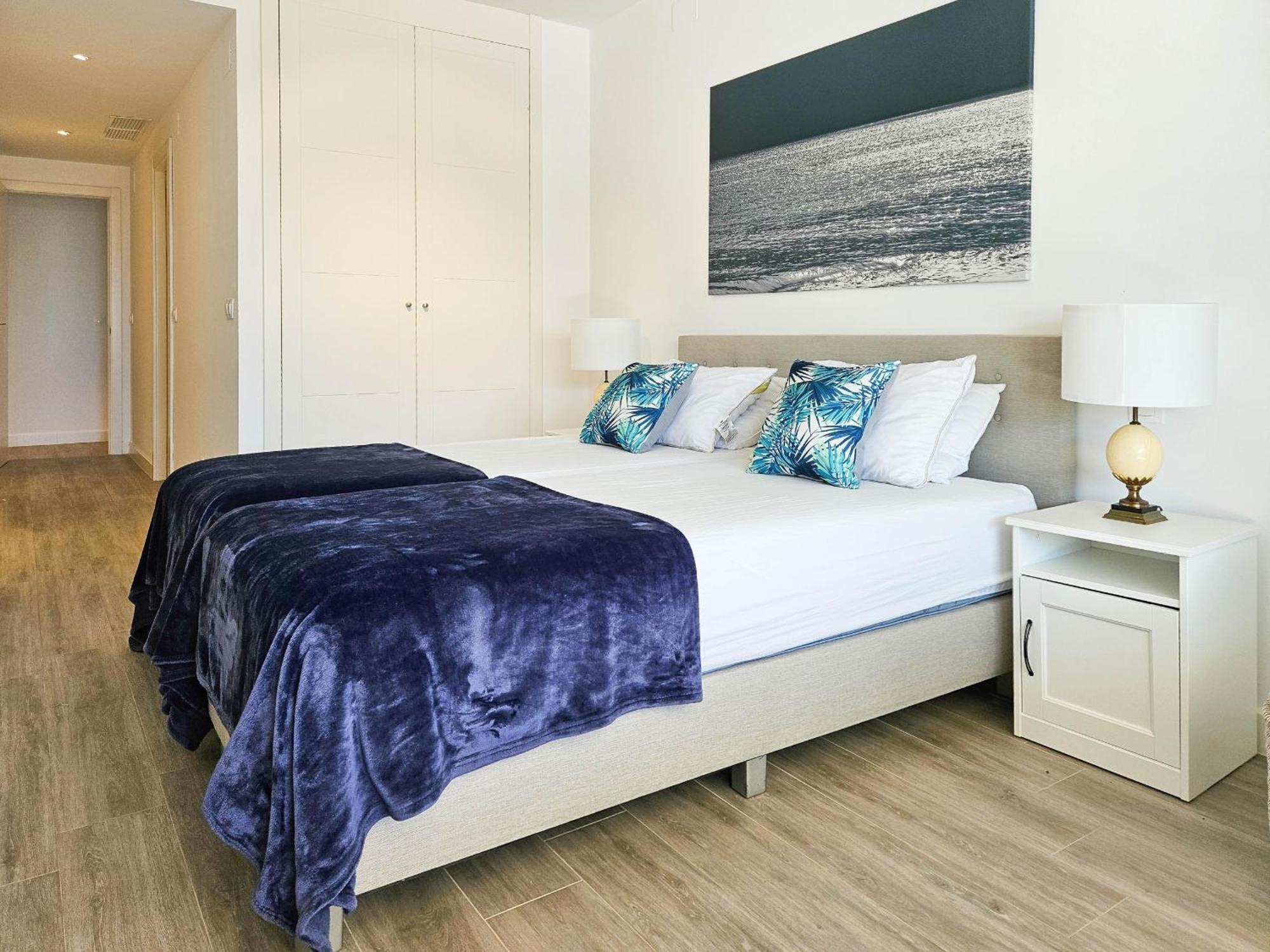 Luxury Ground Floor Apt - 300 M To Cabopino Golf Marbella Exterior photo