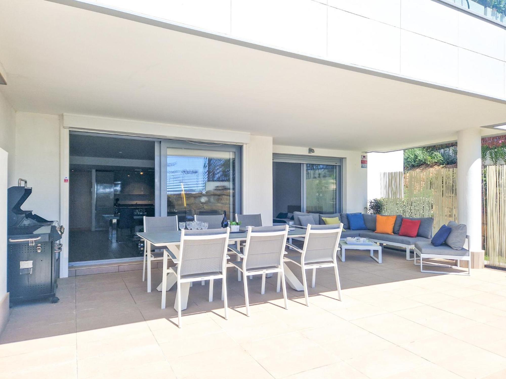 Luxury Ground Floor Apt - 300 M To Cabopino Golf Marbella Exterior photo