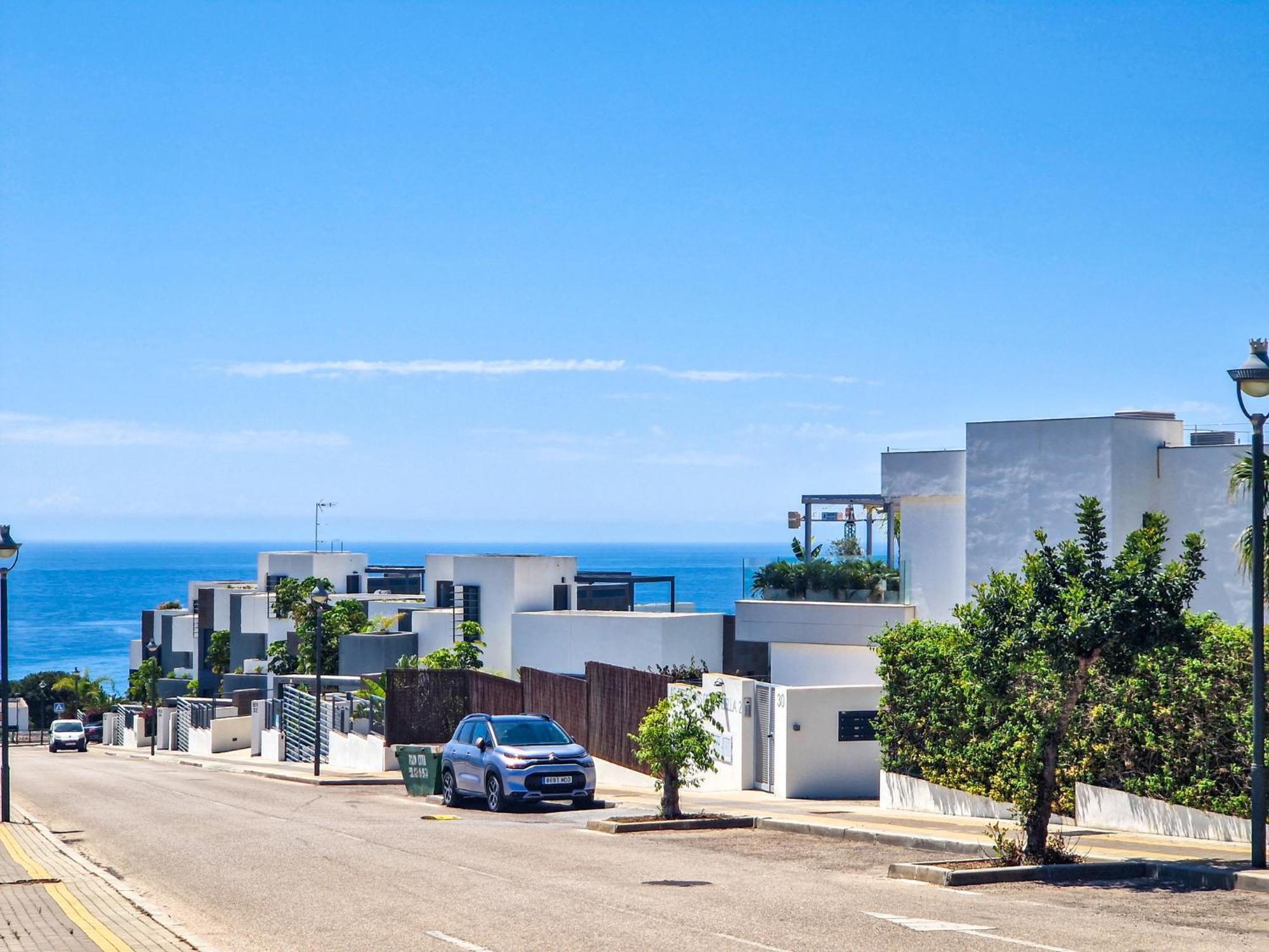 Luxury Ground Floor Apt - 300 M To Cabopino Golf Marbella Exterior photo