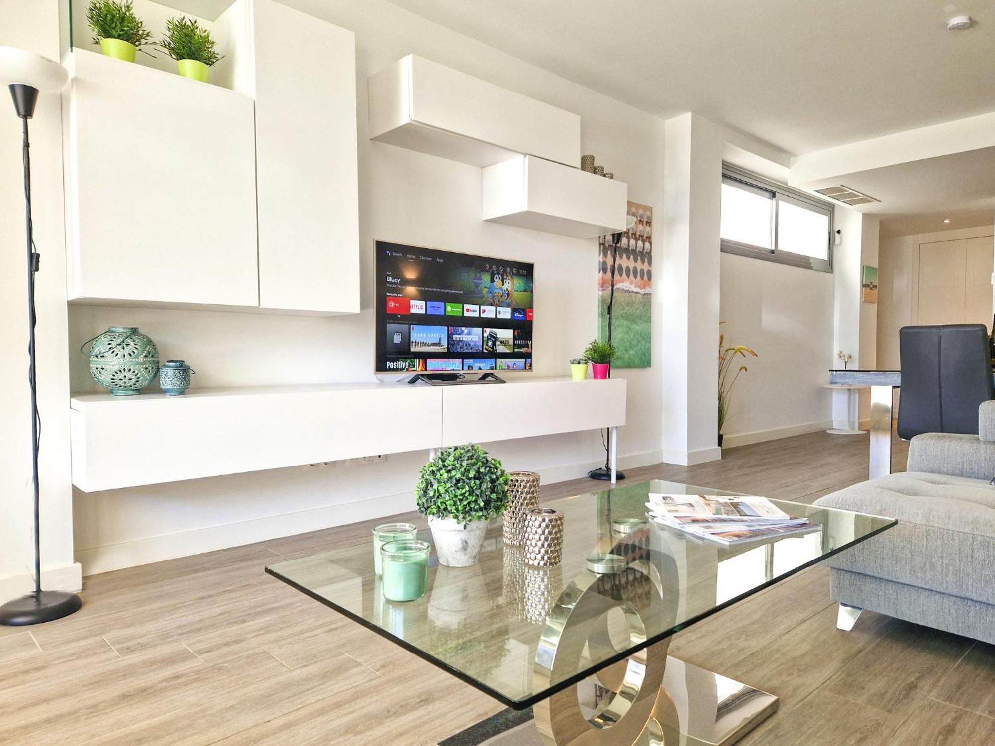 Luxury Ground Floor Apt - 300 M To Cabopino Golf Marbella Exterior photo